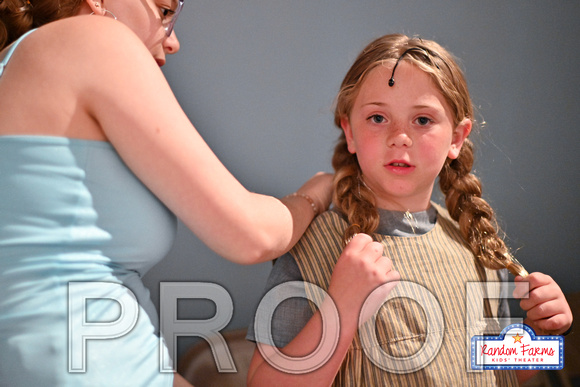 JBAnnieJR2024CastBPhoto003