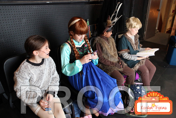 WkFrozen2019CastB007