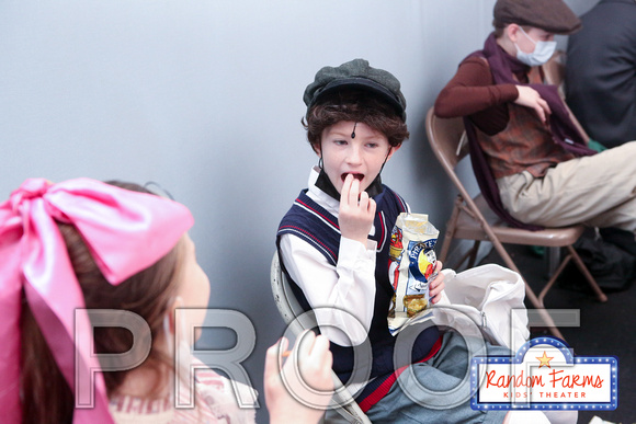 Wk2022MaryPoppinsCastH016