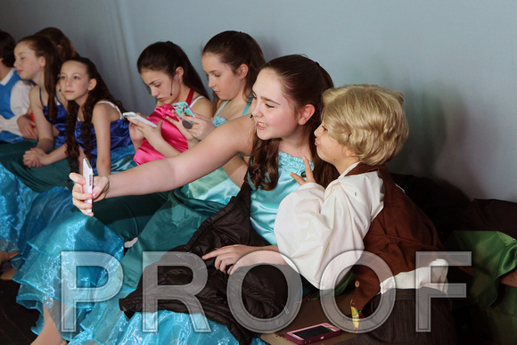 WkLittleMermaidCastH020