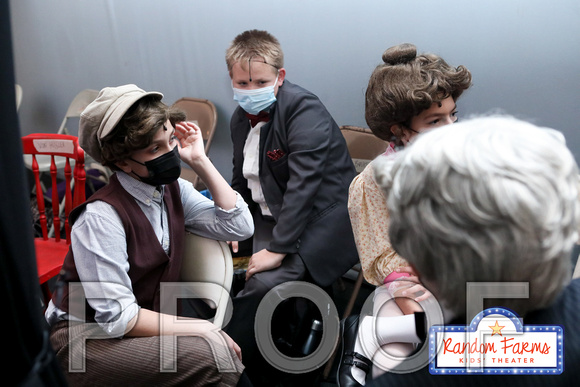WkMaryPoppinsCastB017
